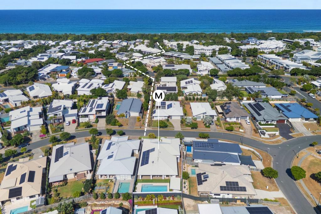 32 Lobelia Cres, Casuarina, NSW 2487
