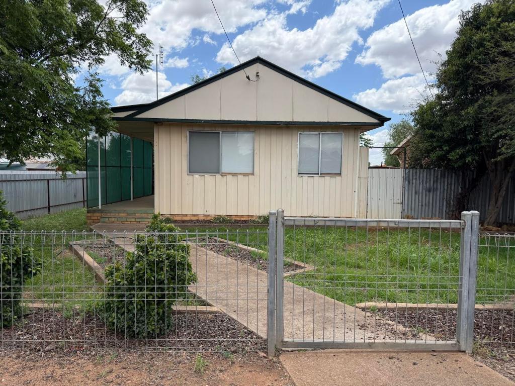 7 Main St, West Wyalong, NSW 2671