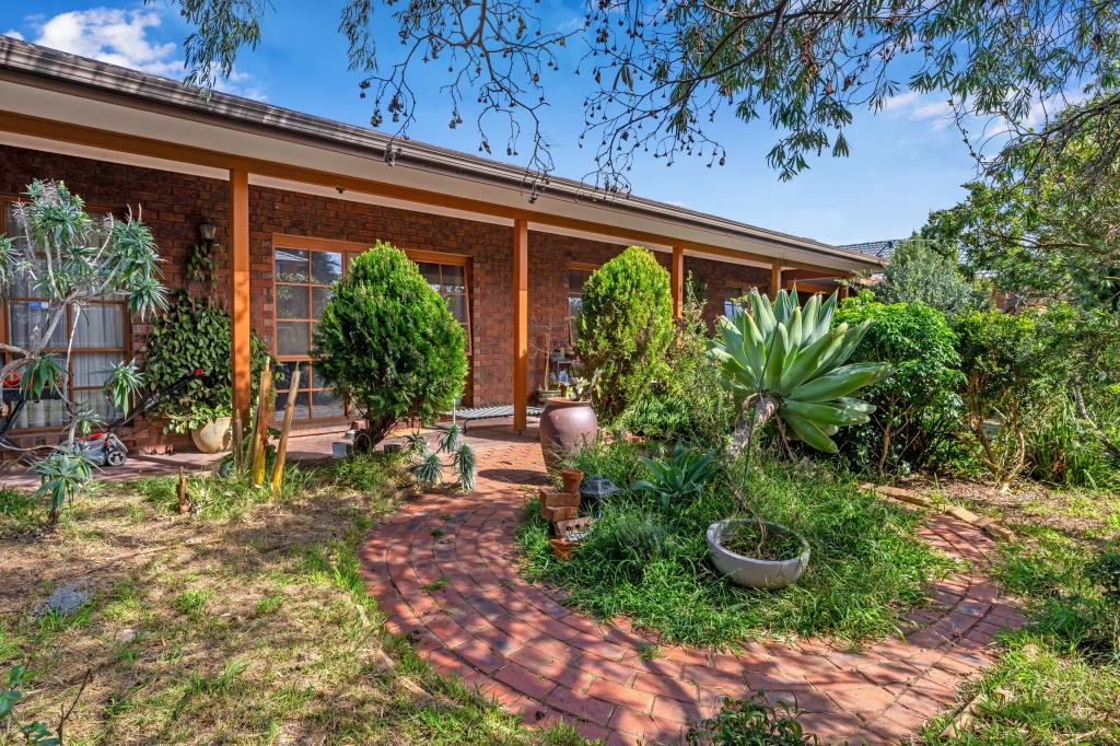 65 Manorvale Pde, Werribee, VIC 3030