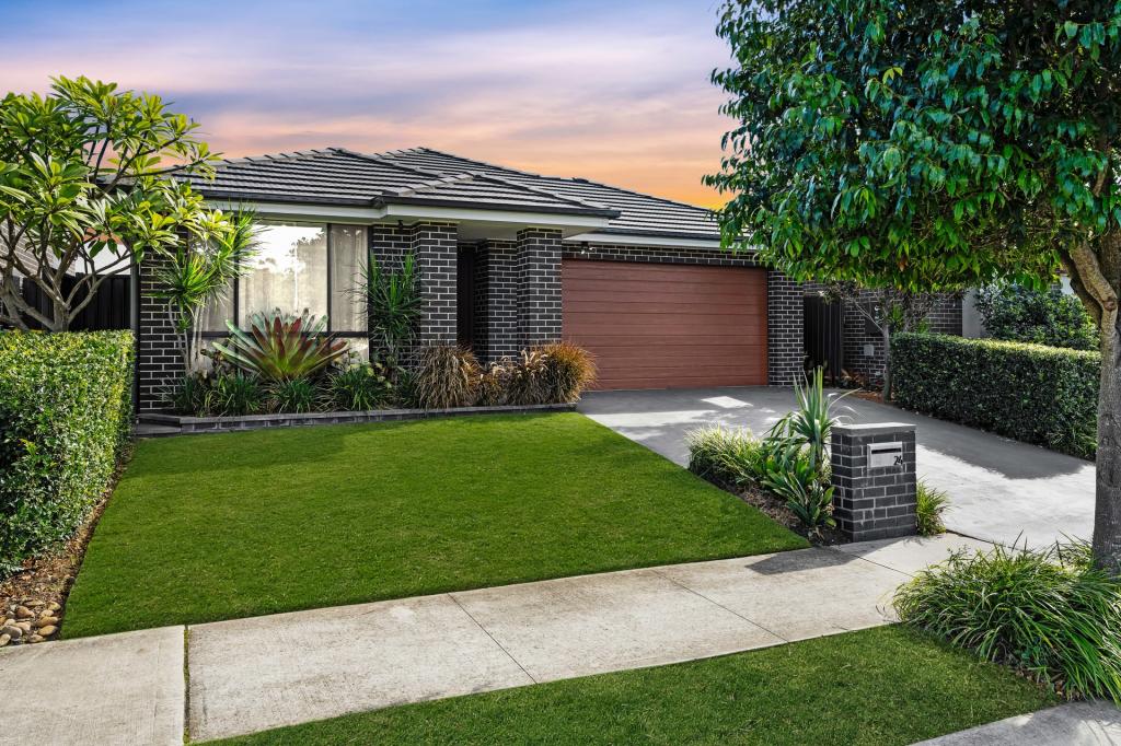 24 Poulton Tce, Campbelltown, NSW 2560