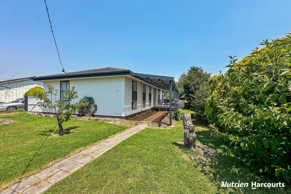 9 Hyland Cres, Yarram, VIC 3971