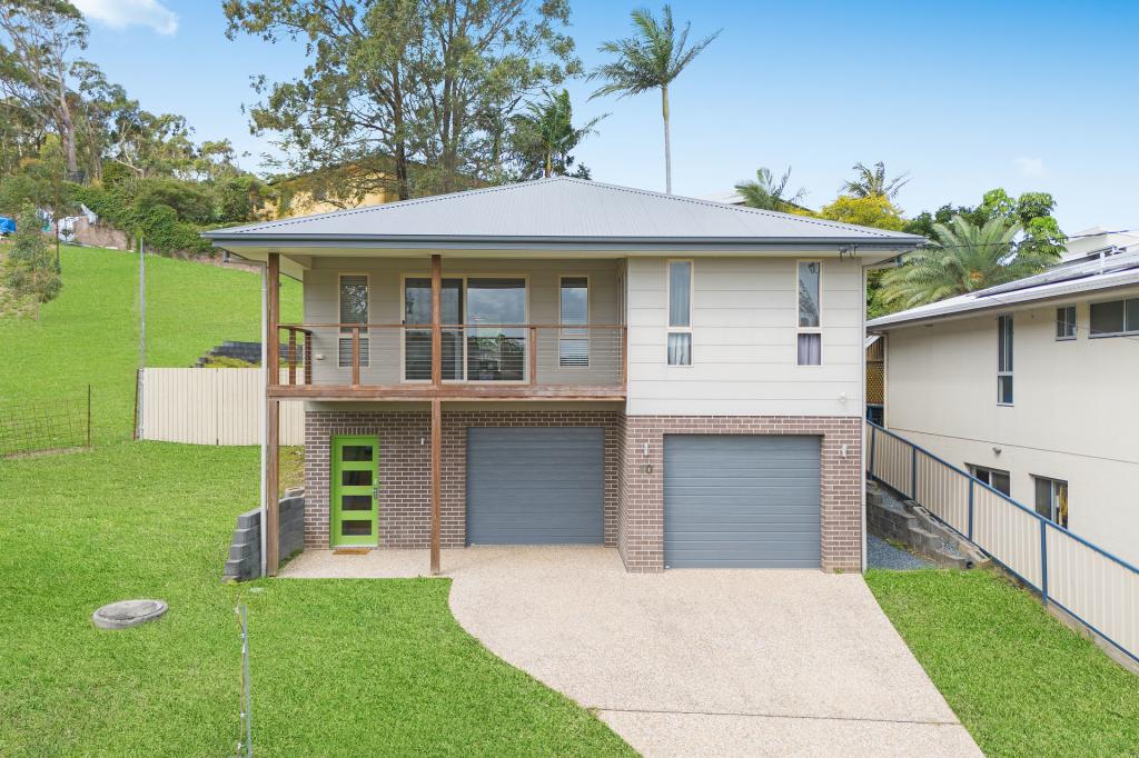 10 MCPHEE CL, WOOLGOOLGA, NSW 2456