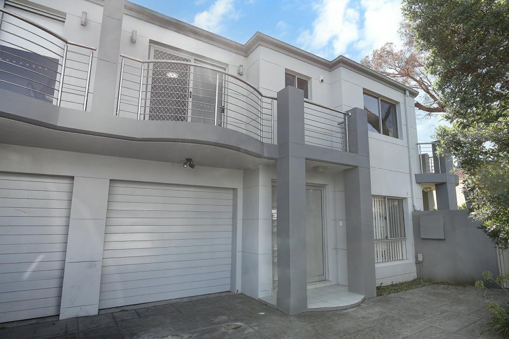 112a Highview Ave, Greenacre, NSW 2190