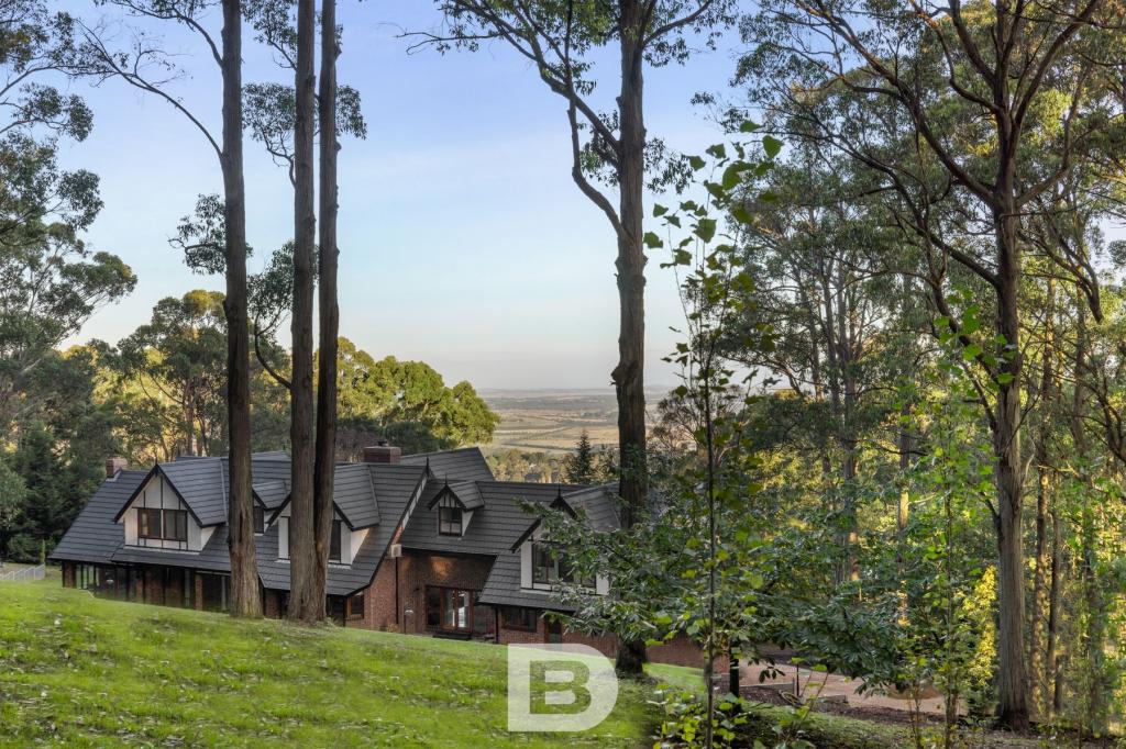 92 Douglas Rd, Mount Macedon, VIC 3441