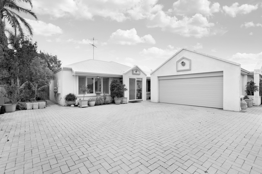 156a Mclarty Rd, Halls Head, WA 6210