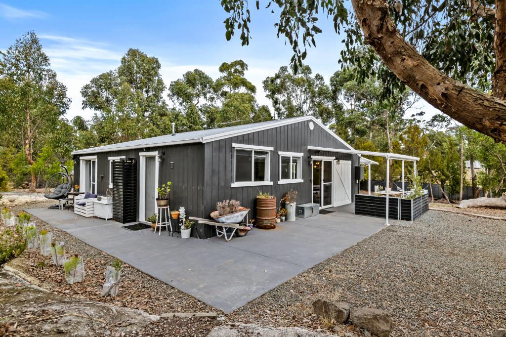 52 Cray Point Pde, Eggs And Bacon Bay, TAS 7112