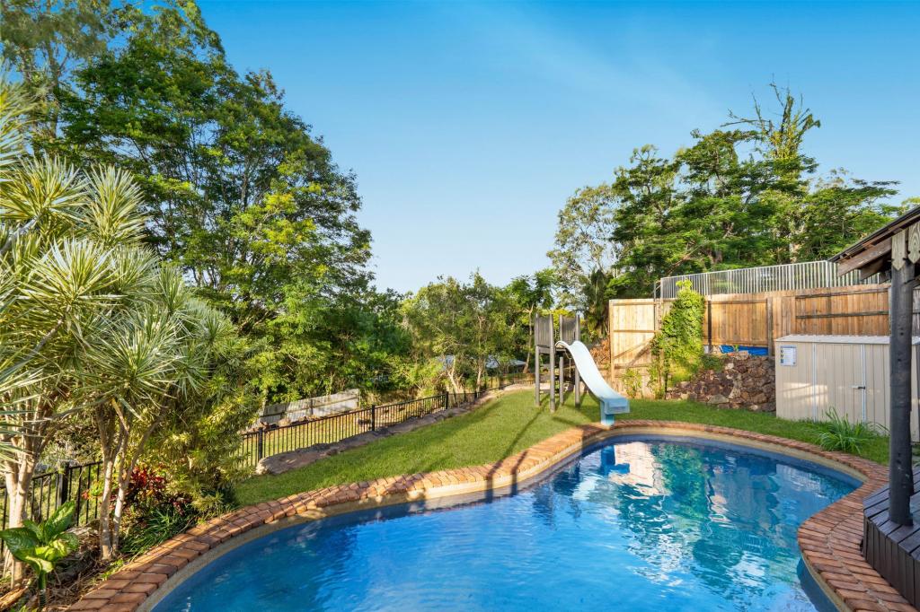 4 Ridge Rd, Tanah Merah, QLD 4128
