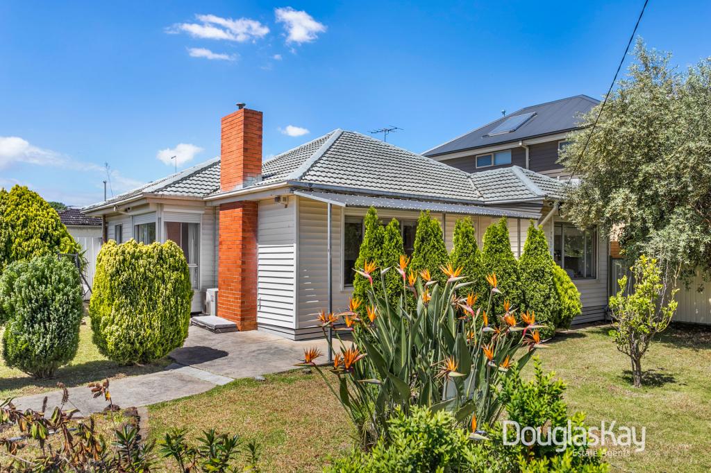 6 Camperdown Ave, Sunshine North, VIC 3020