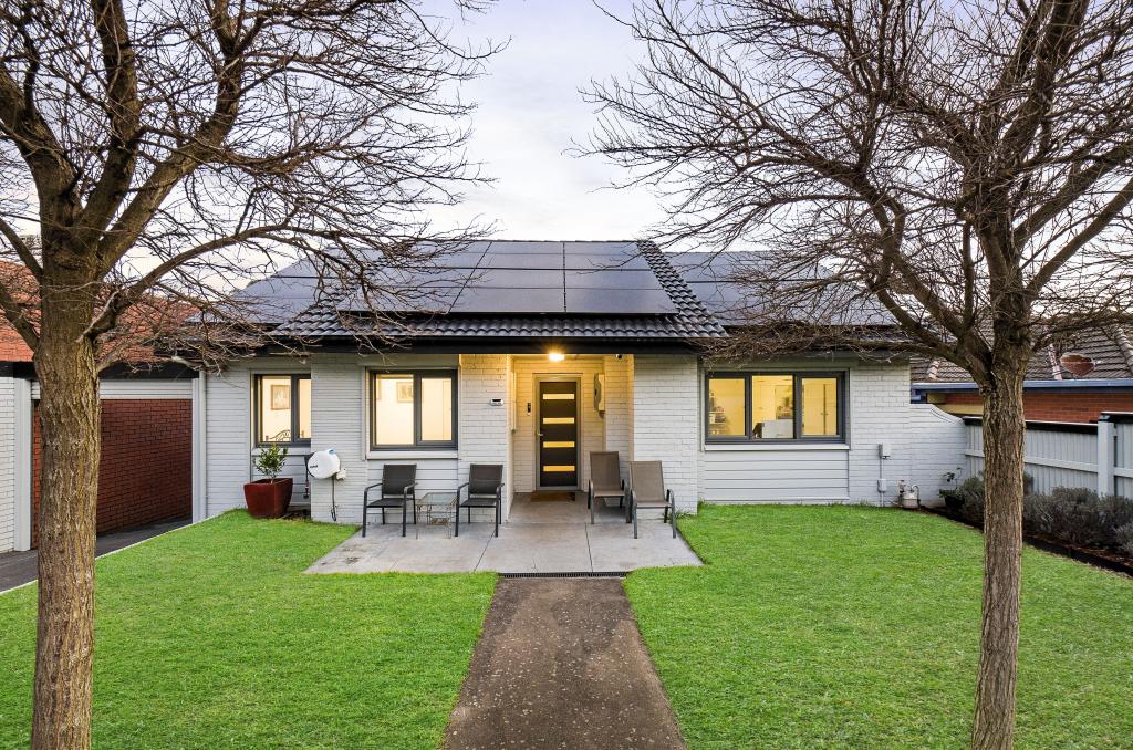 379 RAGLAN PDE, WARRNAMBOOL, VIC 3280