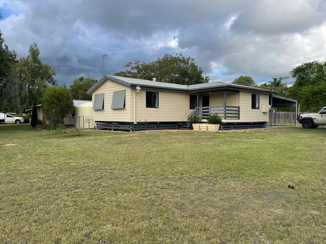 13 Cunningham St, Pittsworth, QLD 4356