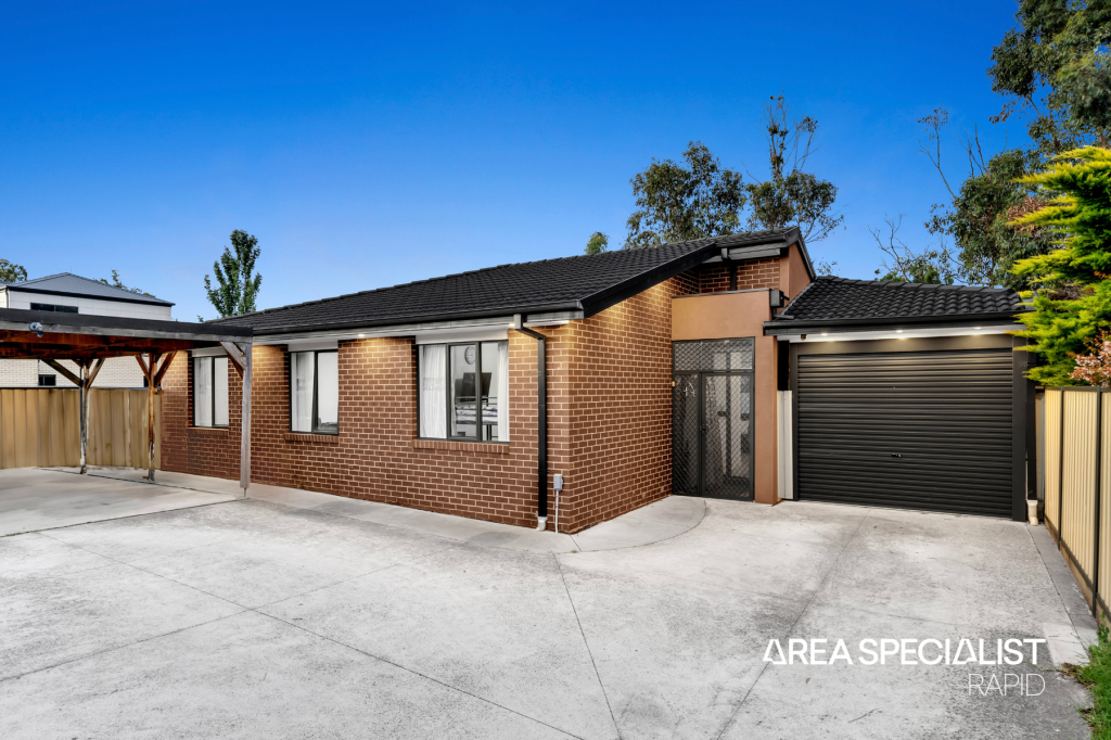 13a Blackwood Dr, Hampton Park, VIC 3976