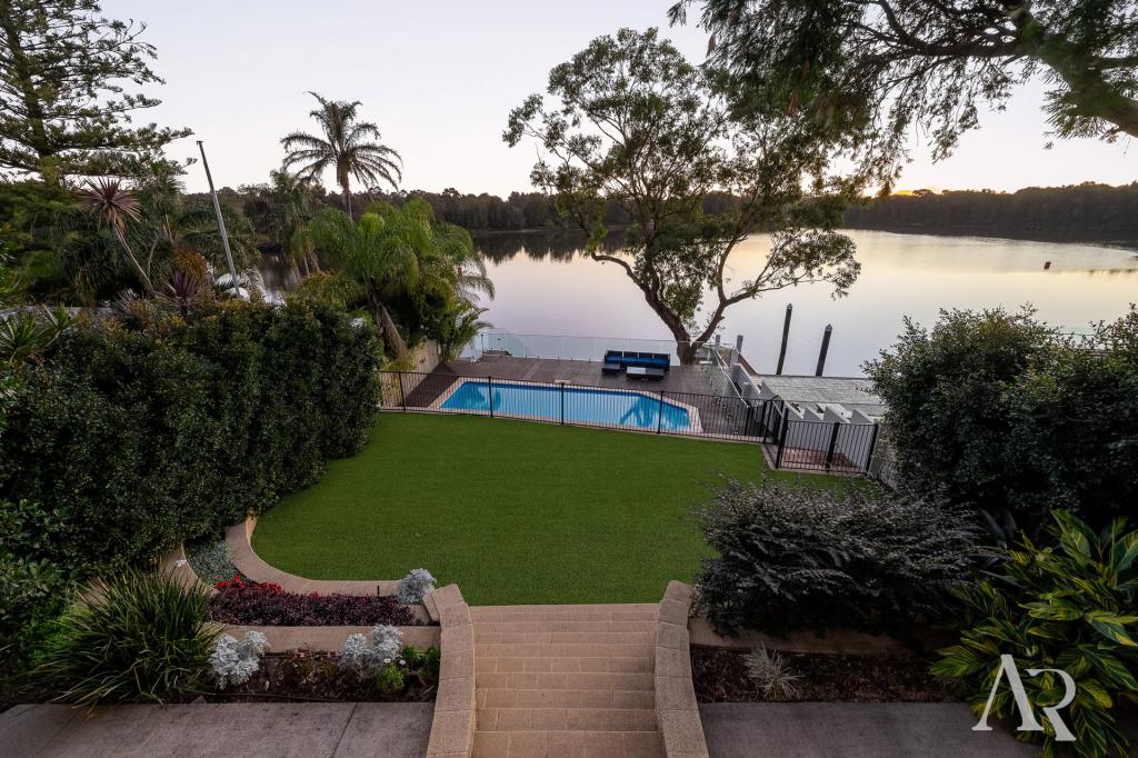 202 Henry Lawson Dr, Georges Hall, NSW 2198