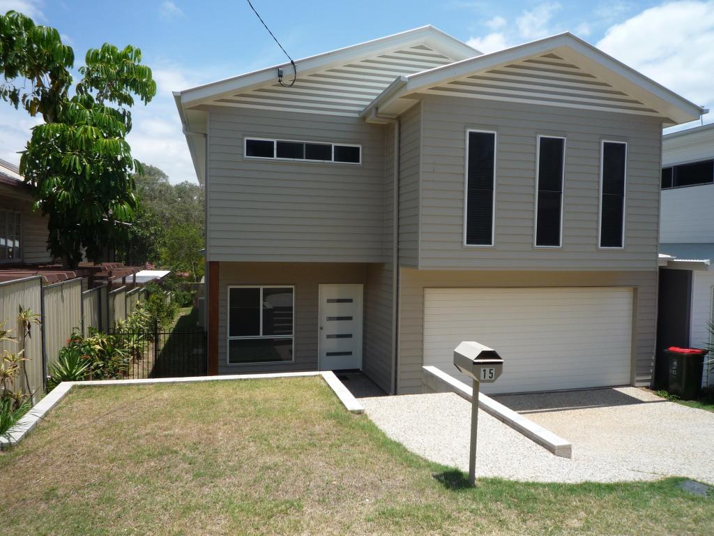 15 Wighton St, Sandgate, QLD 4017