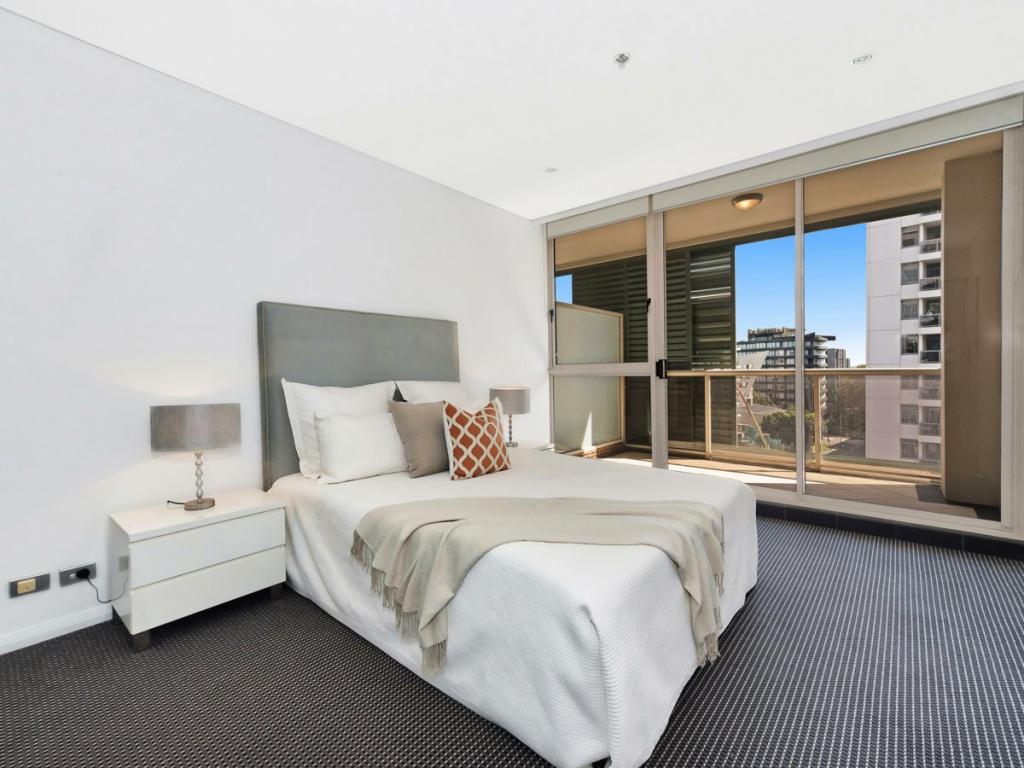 L7309/8 Lachlan St, Waterloo, NSW 2017