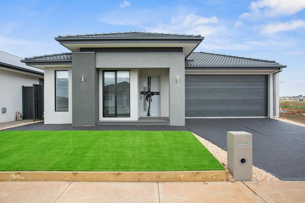 59 Buckingham Bvd, Strathtulloh, VIC 3338