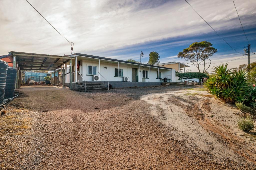 252 Old Coach Rd, Overland Corner, SA 5330