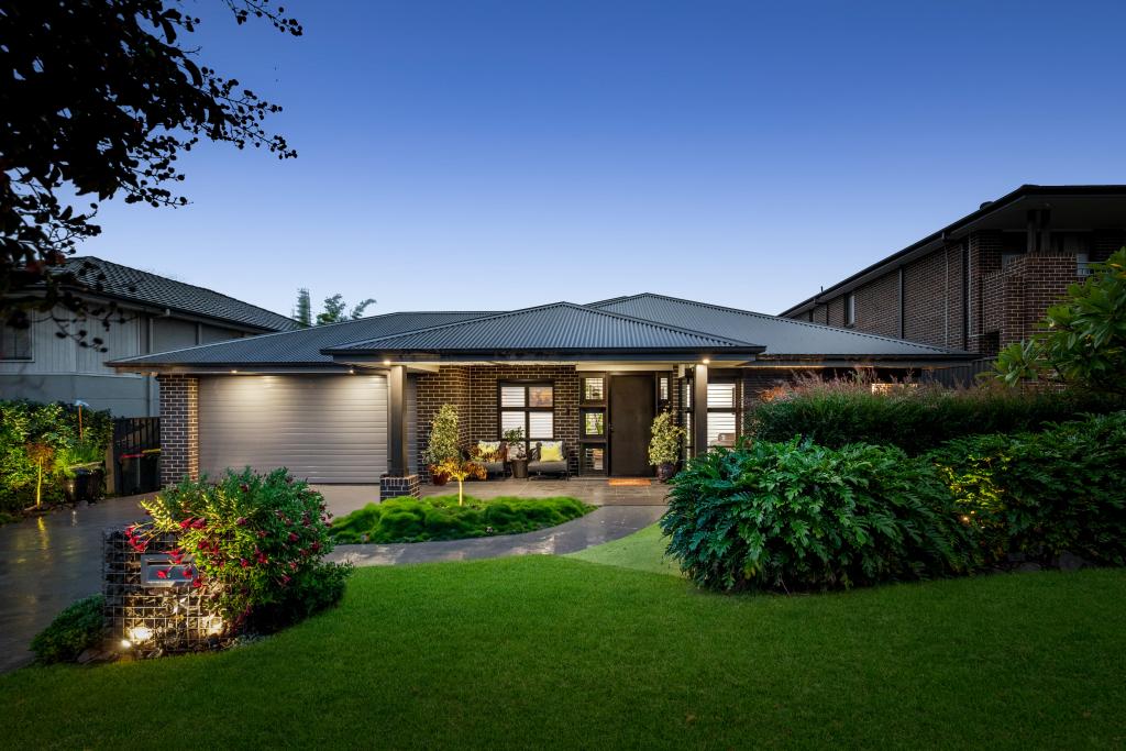 5 Euroa Way, Harrington Park, NSW 2567