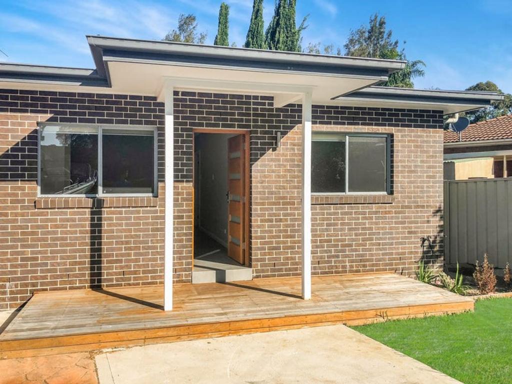 24A CROZIER ST, EAGLE VALE, NSW 2558