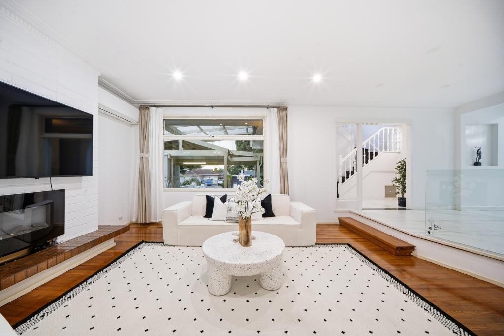 20 Barton St, Doncaster East, VIC 3109