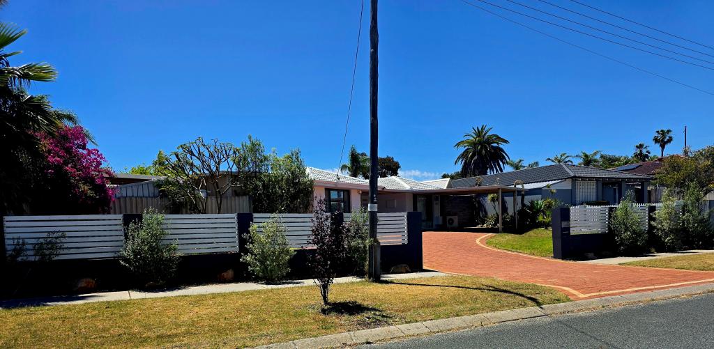 27 Emperor Ave, Beldon, WA 6027