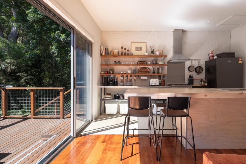 23 EE-JUNG RD, SPRINGBROOK, QLD 4213