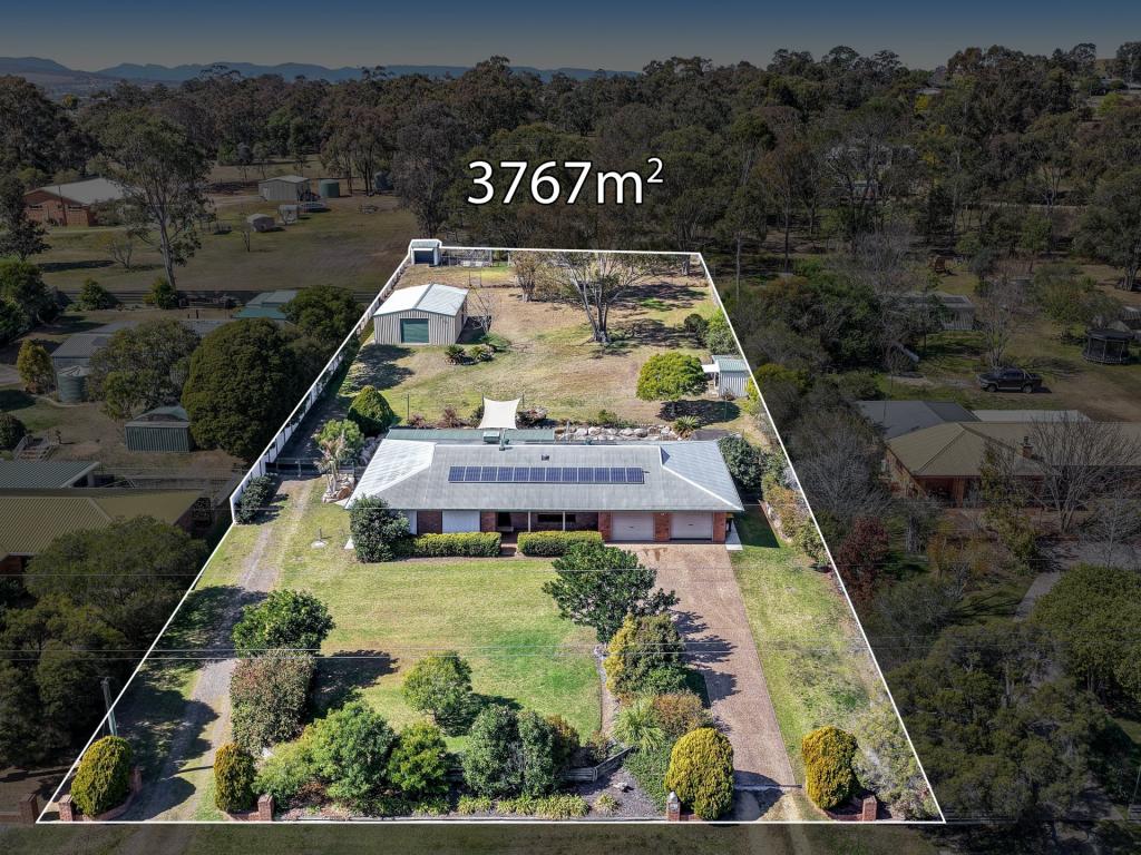 18 Newby St, Rosenthal Heights, QLD 4370