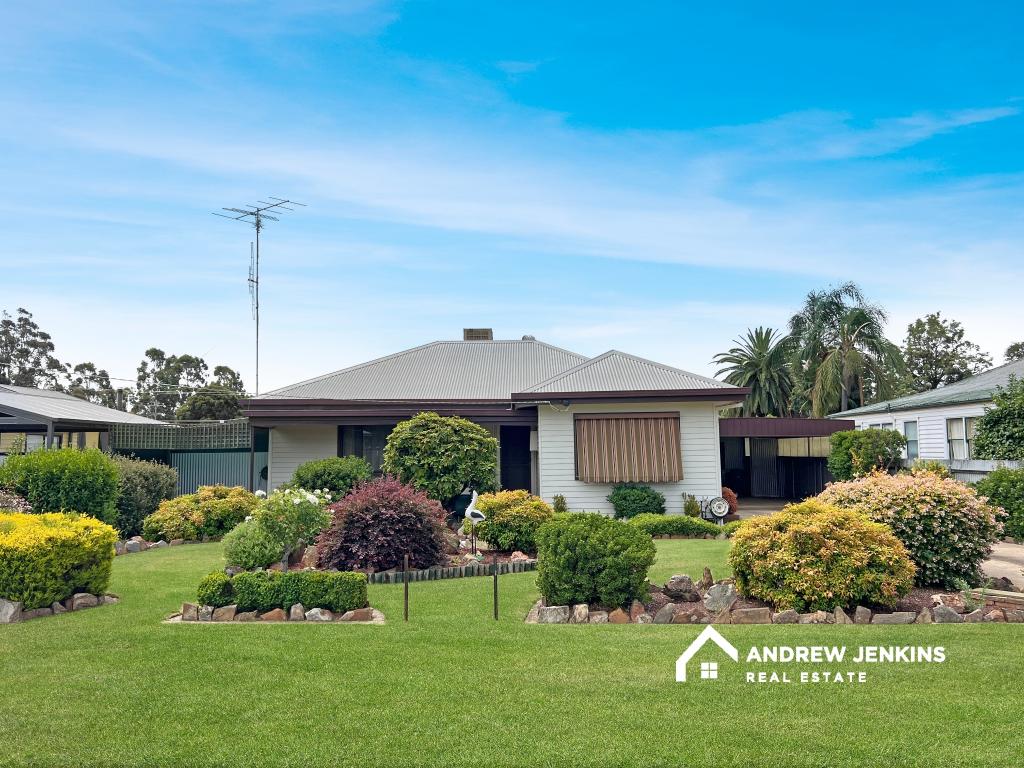 5 PINE ST, COBRAM, VIC 3644