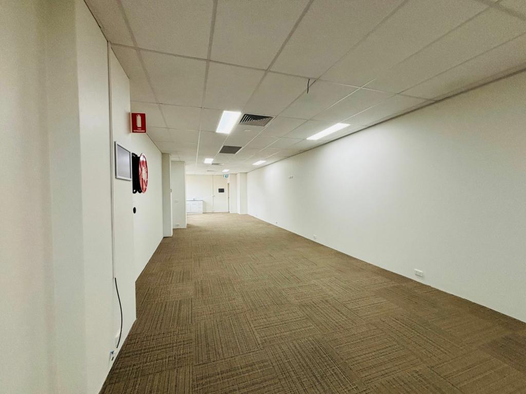Suite 5/68 Oxford Rd, Ingleburn, NSW 2565