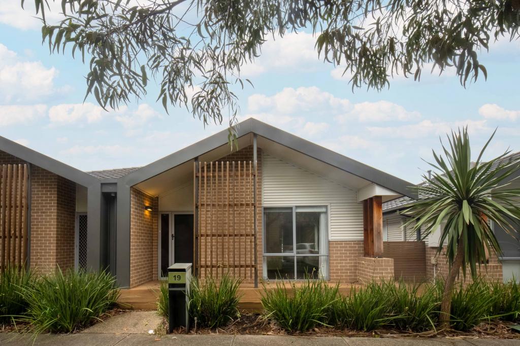 19 Valley Park Bvd, Westmeadows, VIC 3049