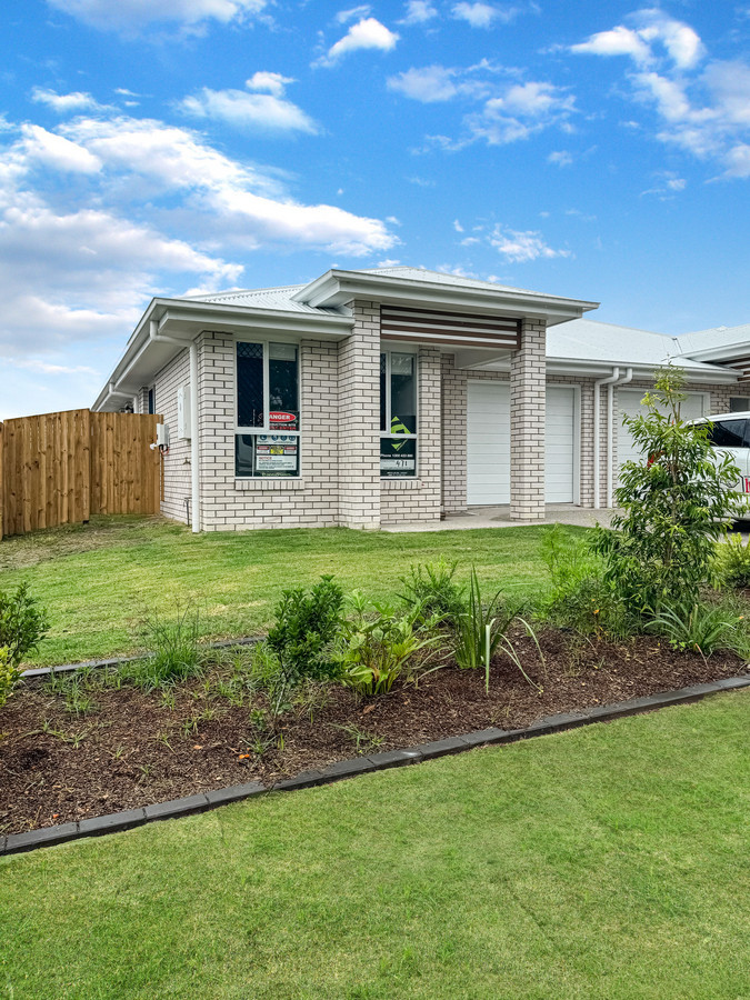 2/28 DARLING CCT, PLAINLAND, QLD 4341