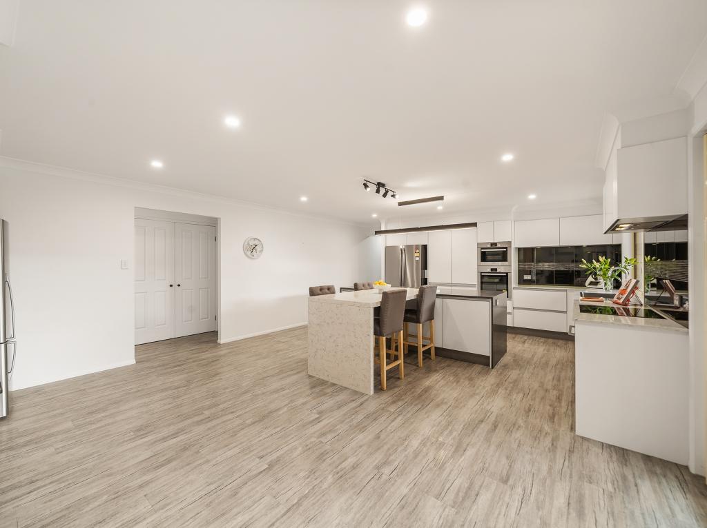 23 Kesteven St, Albany Creek, QLD 4035