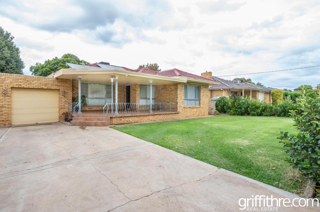 39 PROBERT AVE, GRIFFITH, NSW 2680