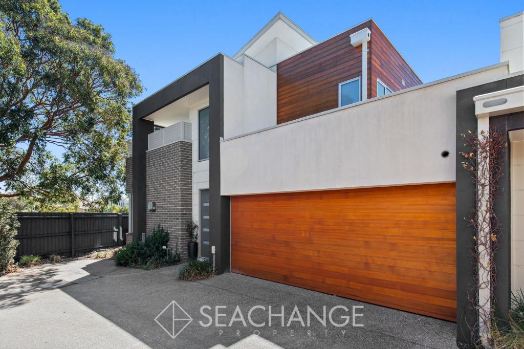 2/7 Sunningdale Ave, Mornington, VIC 3931