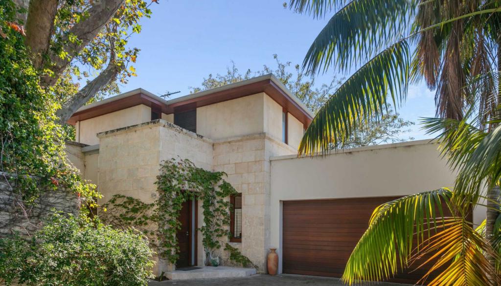 14 Wilson St, Claremont, WA 6010