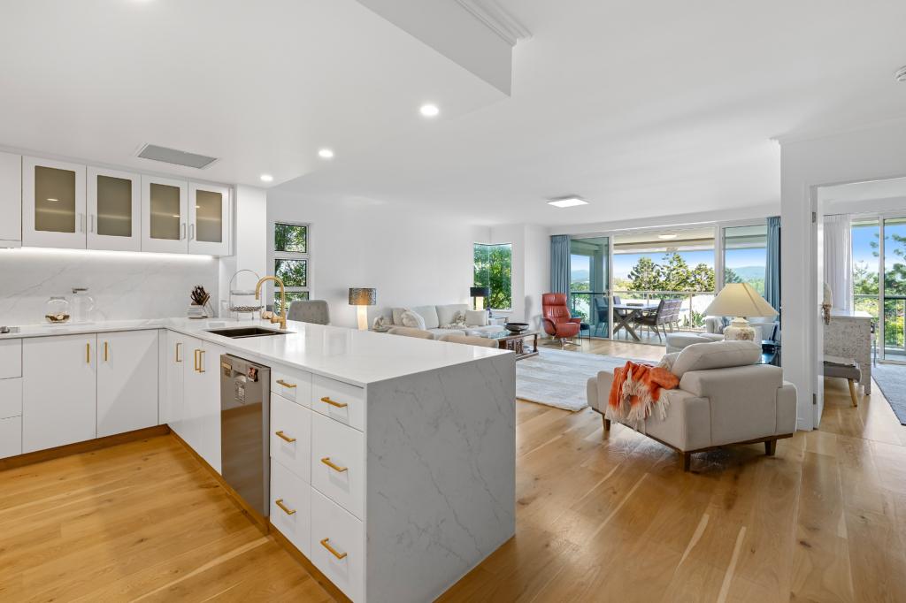 4156 Archer Hill Dr, Benowa, QLD 4217