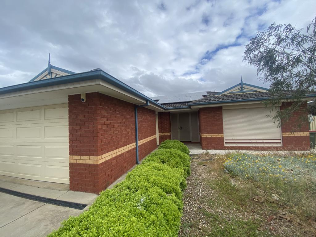 32 Cuthbert Ave, Truganina, VIC 3029