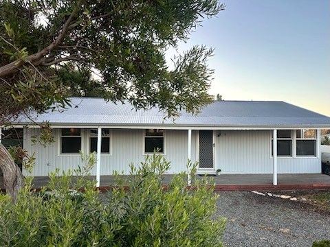 4 Glassenbury St, Goolwa Beach, SA 5214