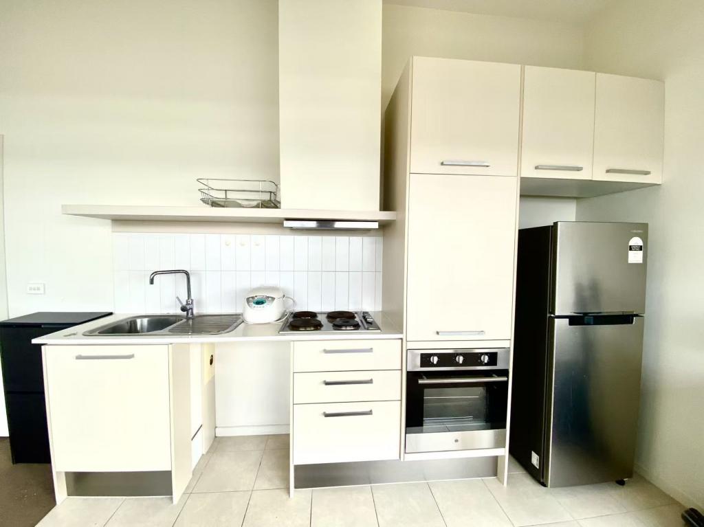 402/10 Bruce St, Box Hill, VIC 3128