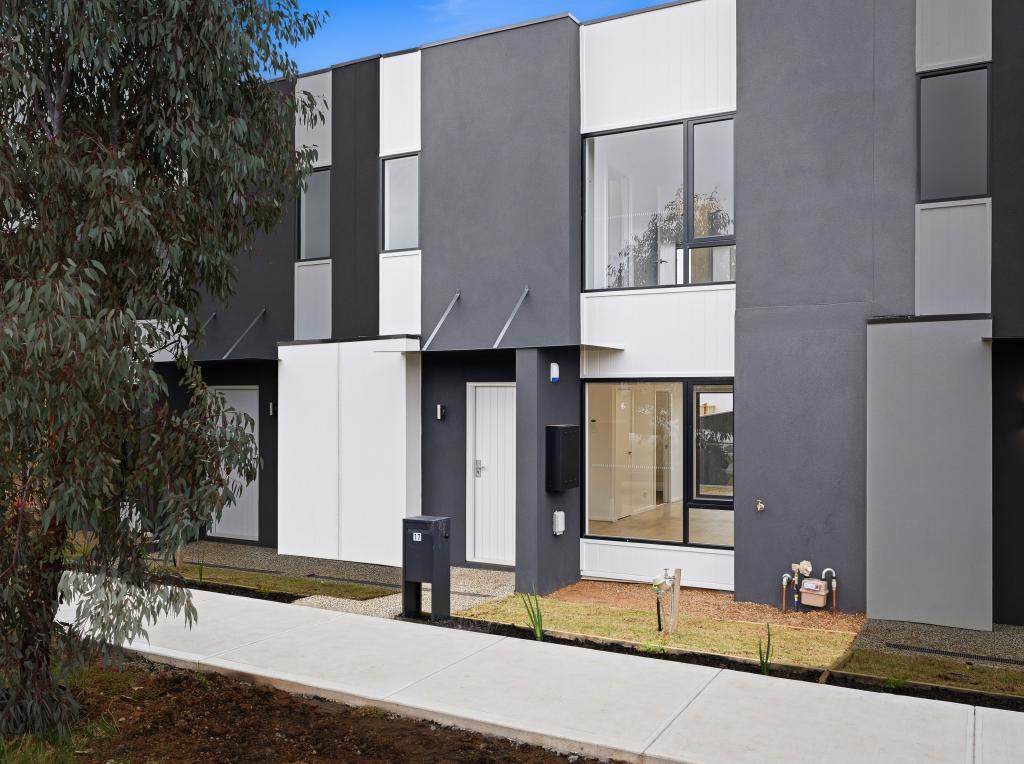 17 Fulham Cct, Bacchus Marsh, VIC 3340