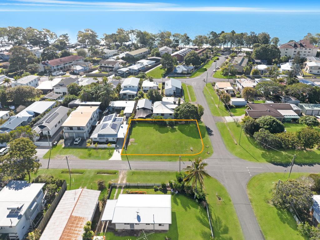 20 Ocean St, Torquay, QLD 4655