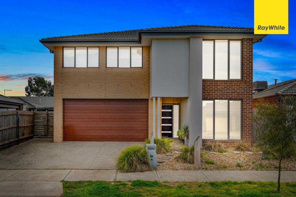 19 Eliza Park Dr, Melton South, VIC 3338