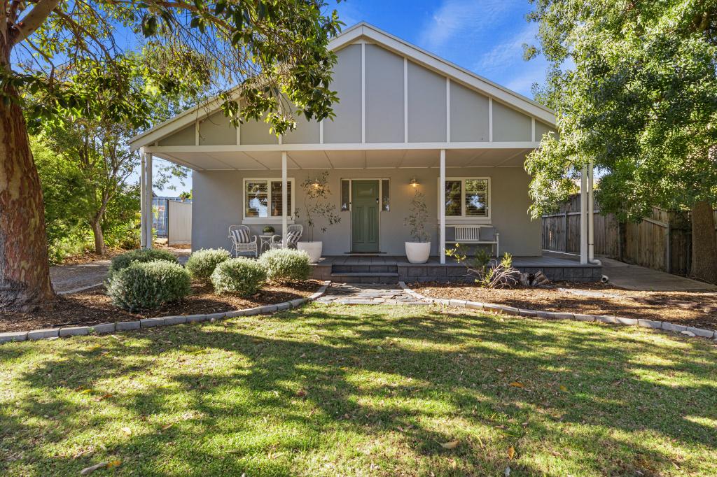 21 Aldinga Rd, Willunga, SA 5172