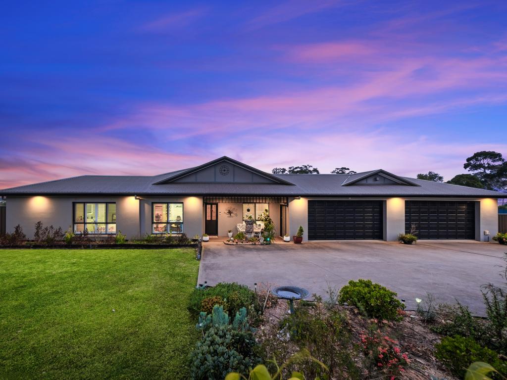 421 Terrace Rd, Freemans Reach, NSW 2756