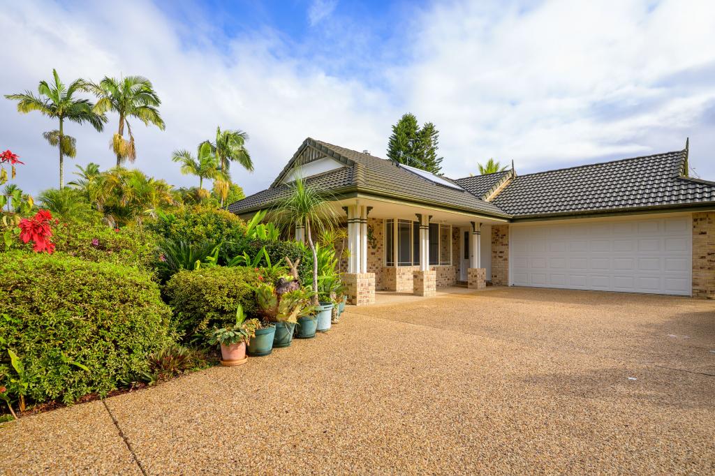 19 Vanguard Ct, Cooloola Cove, QLD 4580