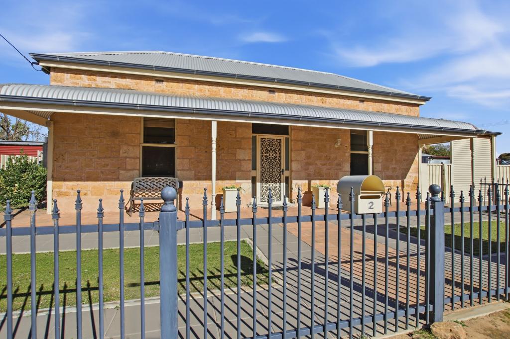 2 Ninth St, Morgan, SA 5320