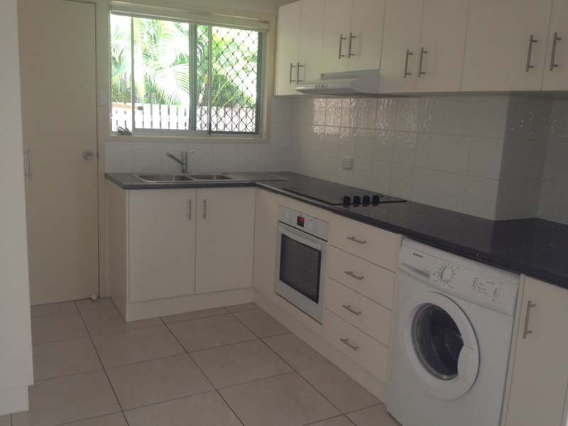 2/298 ANN ST, MARYBOROUGH, QLD 4650