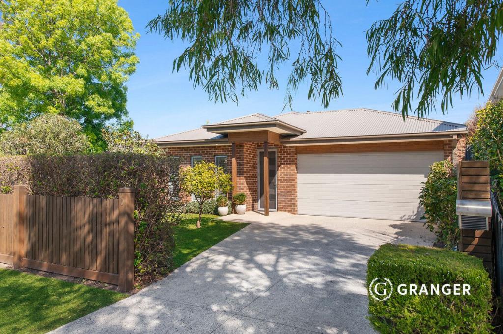 6 Foothills Ave, Mccrae, VIC 3938
