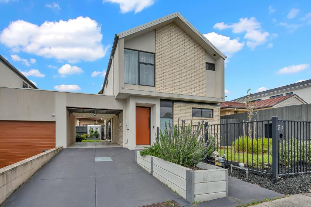 2c Cleveland Rd, Ashwood, VIC 3147