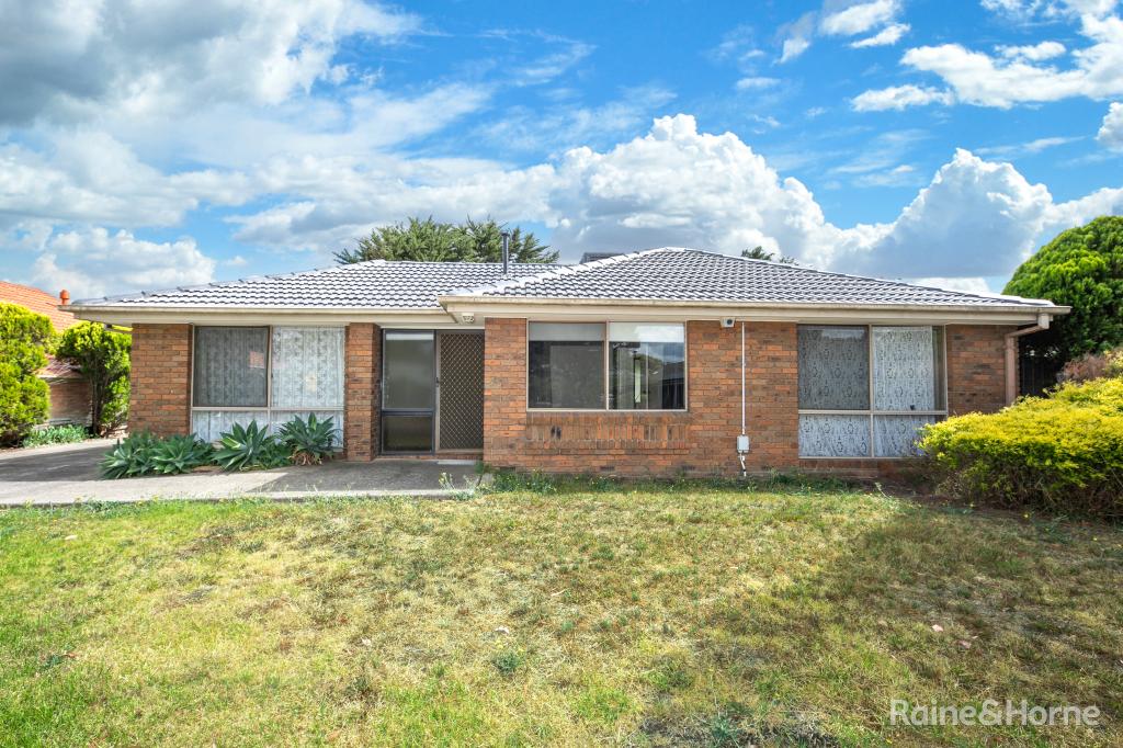 5 Carnoustie Dr, Sunbury, VIC 3429