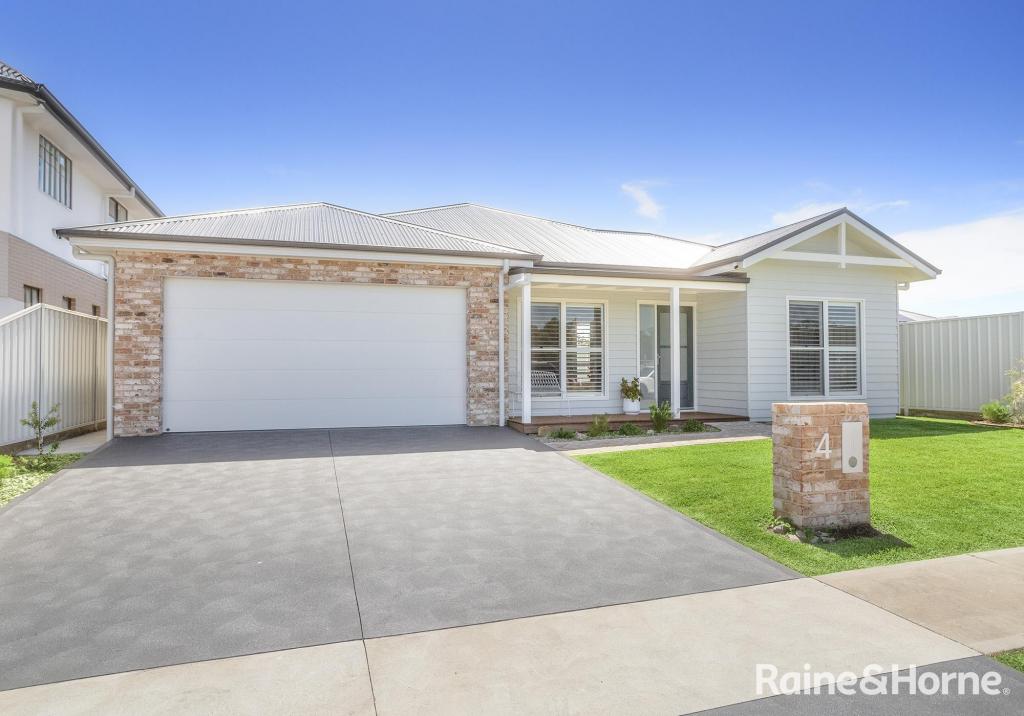 4 Angelo St, South Nowra, NSW 2541